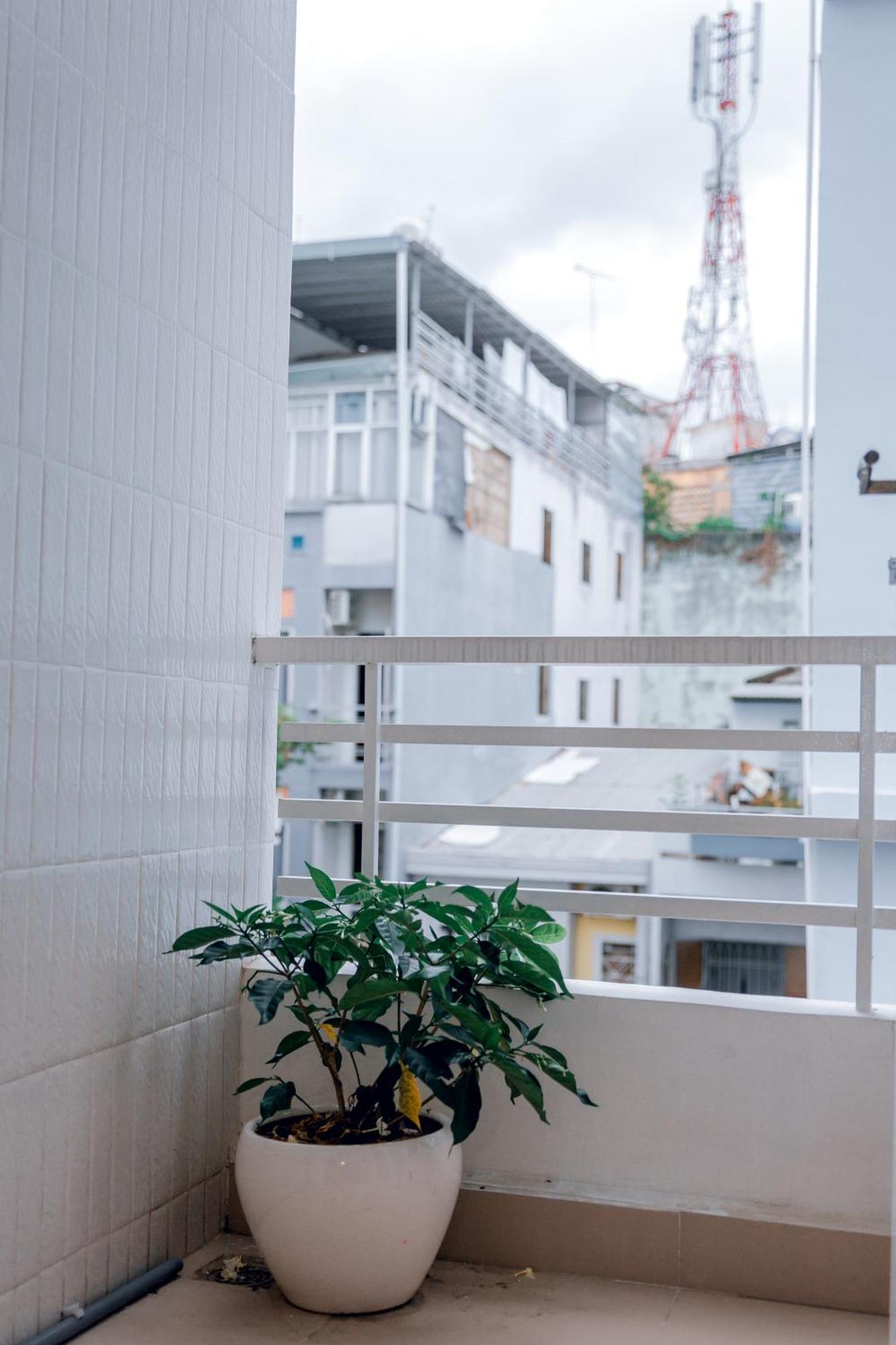 Adora Bui Vien Homestay Ho Chi Minh City Exterior photo